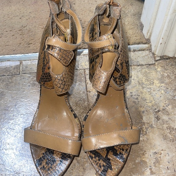 Michael Antonio Shoes - Snakeskin Tan Heels 👠